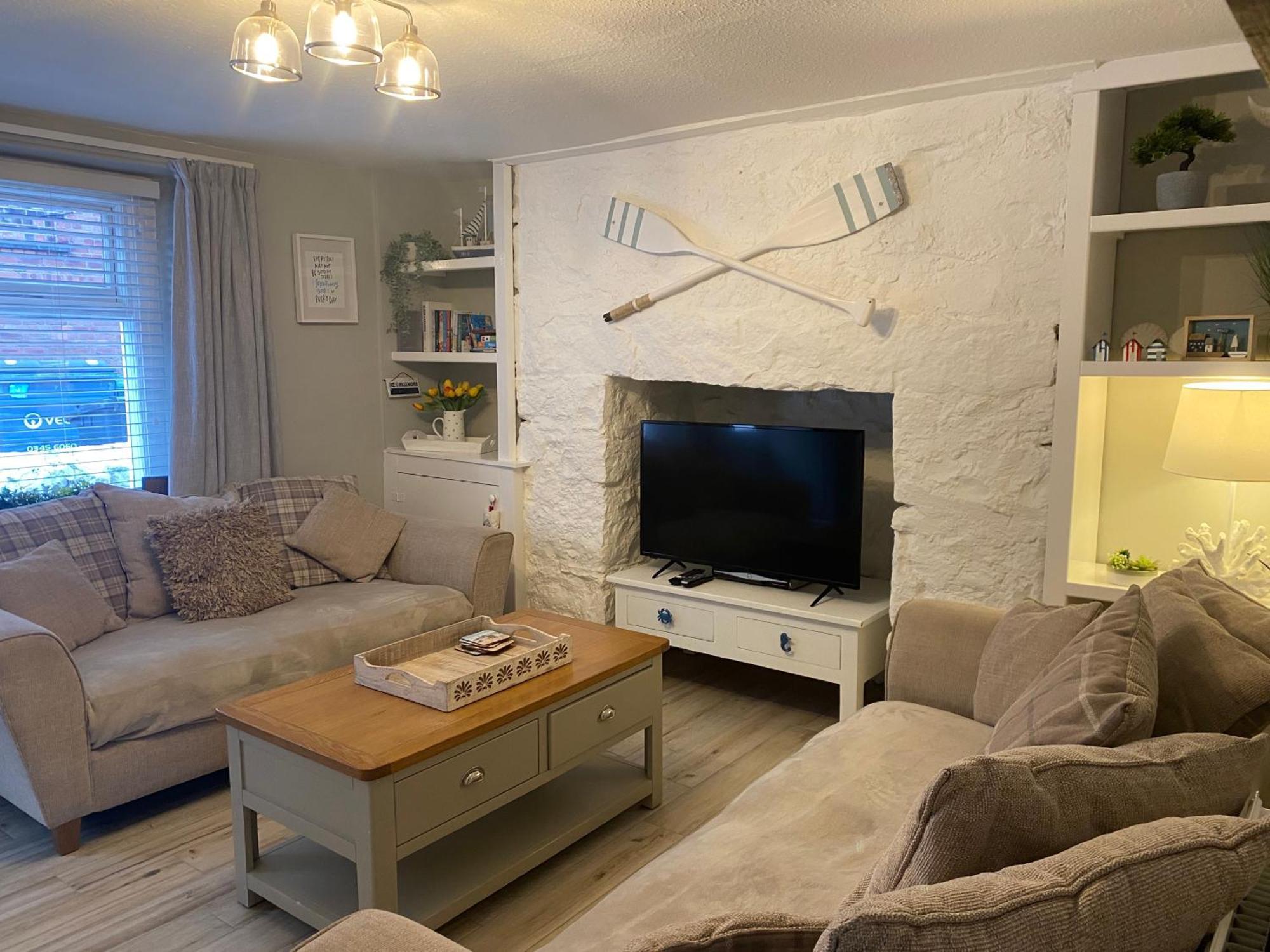 Delightful 3 Bedroomed Cottage In Λαντούντνο Εξωτερικό φωτογραφία